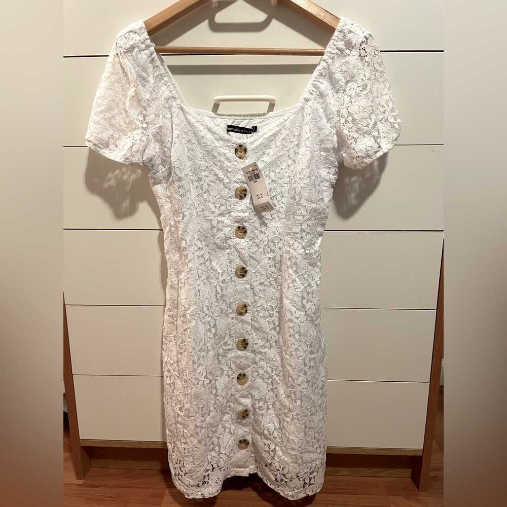 NWT Abercrombie & Fitch Lace Dress Size S